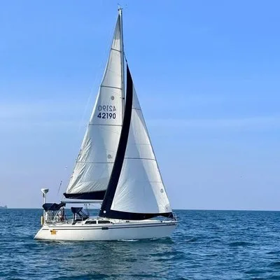 2 Hour Sailing Adventure in Lake Michigan (up to 6 people)
